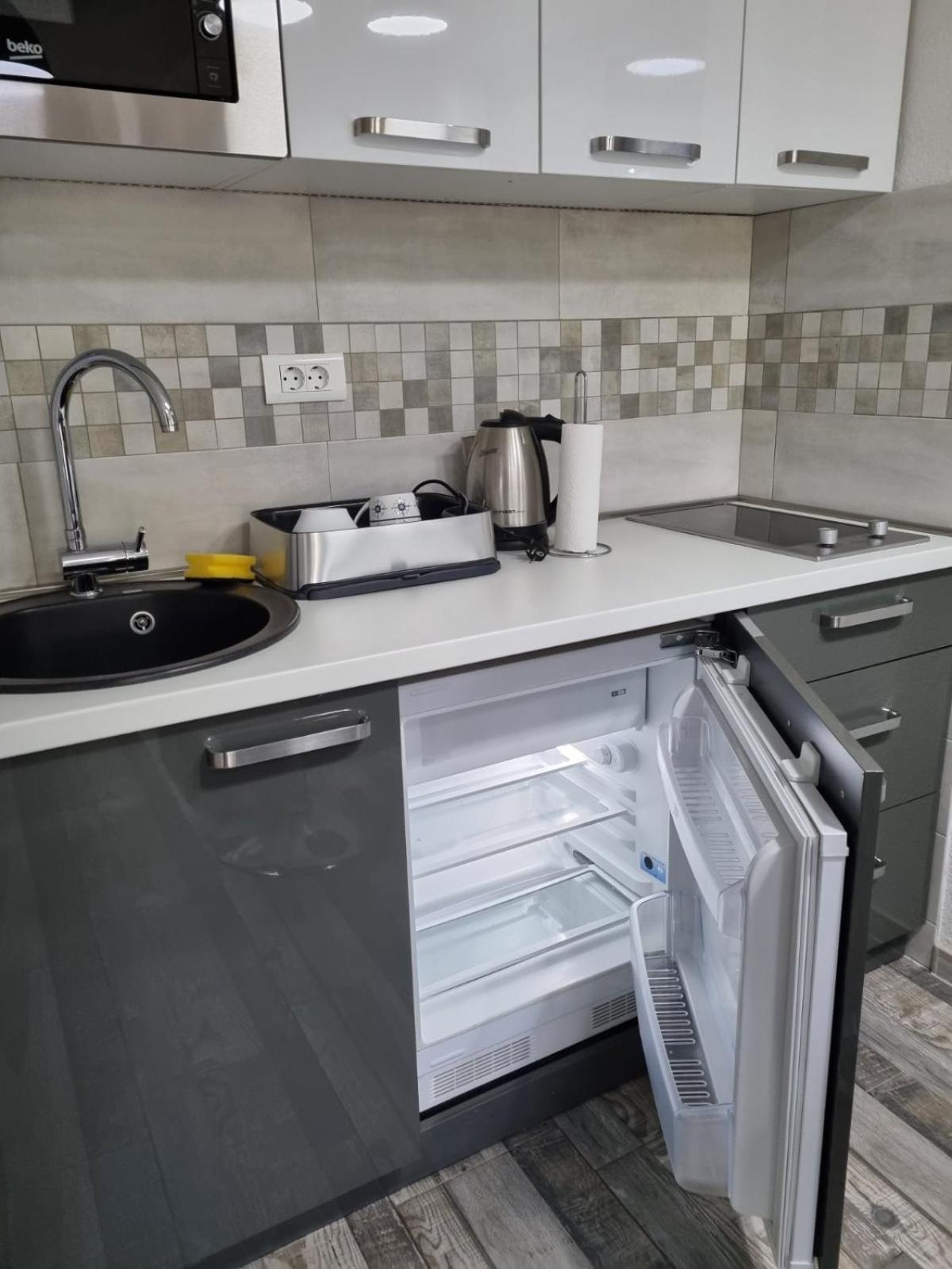 Ferienwohnung Porto Njegusi A1 Cetinje Exterior foto